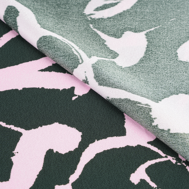 75D*120D 폴리에스테르 실크 주름진 아랍어 인쇄 직물