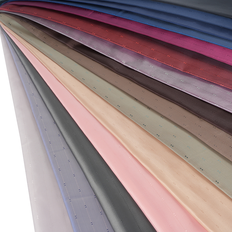 폴리에스테르 흰색 필라멘트 골판지 화살표 스트라이프 자카드